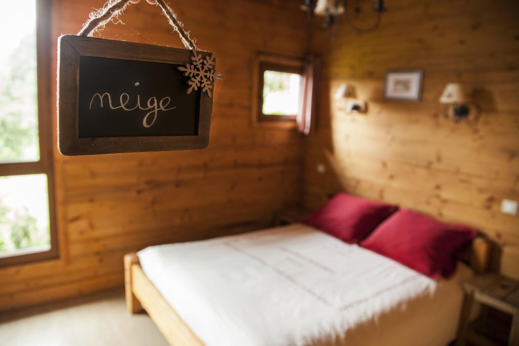 Chalet La Ferme De Noemie Mercury-Gémilly Стая снимка