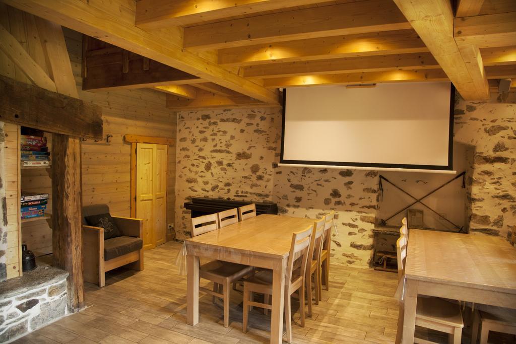 Chalet La Ferme De Noemie Mercury-Gémilly Стая снимка