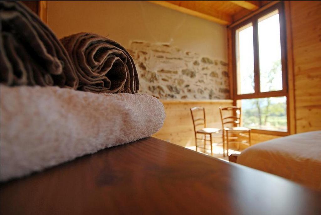 Chalet La Ferme De Noemie Mercury-Gémilly Стая снимка